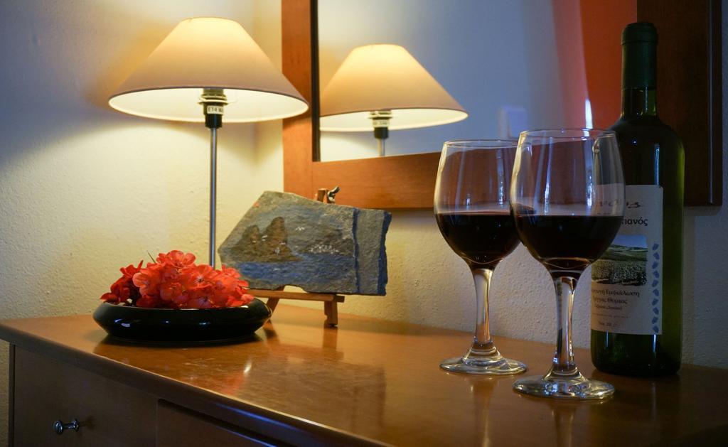 Alexandra'S Glifa Apartments Kamer foto