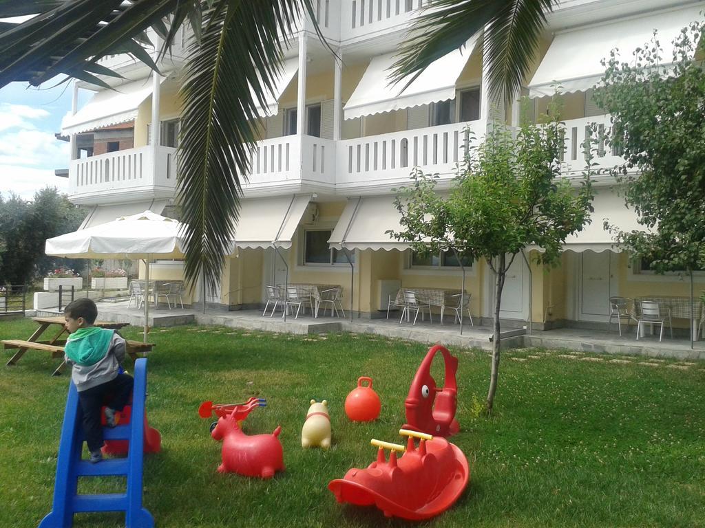 Alexandra'S Glifa Apartments Buitenkant foto